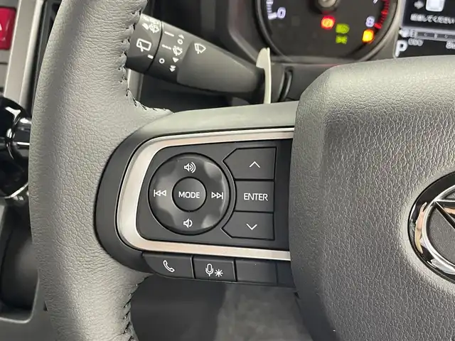 ダイハツ タフト G ダーククロムベンチャー 群馬県 2025(令7)年 0.1千km サンドベージュメタリック 届出済未使用車/ガラスルーフ/スマートアシスト/衝突回避支援ブレーキ/衝突警報機能/ブレーキ制御付誤発信抑制機能/車線逸脱抑制制御機能/車線逸脱警報機能/先行車発信お知らせ機能/ふらつき警報/標識認識機能/サイドビューランプ/コーナーセンサー/路側逸脱警報機能/全車速追従機能付きアダプティブクルーズコントロール/シートヒーター（D/N）/電動サイドブレーキ/ブレーキオートホールド/ステアリングスイッチ/革巻きステアリング/電動格納ミラー/2.1A USB/プッシュスタートボタン/アイドリングストップ/シートリフター/スマートキー/スペアキー（1本）/オートライト/LED/フォグ/純正15インチAW