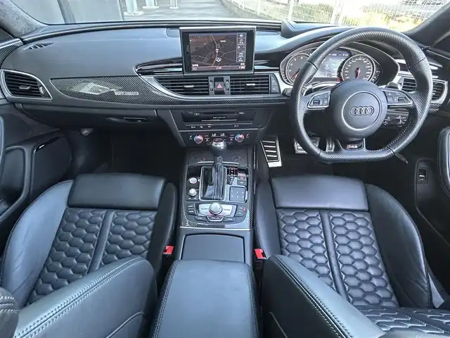 アウディ ＲＳ６ アバント パフォーマンス 茨城県 2016(平28)年 4.7万km 黒 ナイトビジョンパッケージ/純正ナビ/（AM.FM.CD.DVD.BT）/フルセグTV/360°カメラ/ETC/ACC/LKA/BSM/HUD/パノラマSR/黒革シート/BOSEサウンド/D/N席パワーシート/D/N席シートヒーター/パワーバックドア