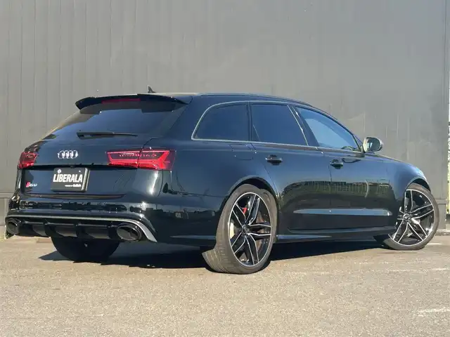 アウディ ＲＳ６ アバント パフォーマンス 茨城県 2016(平28)年 4.7万km 黒 ナイトビジョンパッケージ/純正ナビ/（AM.FM.CD.DVD.BT）/フルセグTV/360°カメラ/ETC/ACC/LKA/BSM/HUD/パノラマSR/黒革シート/BOSEサウンド/D/N席パワーシート/D/N席シートヒーター/パワーバックドア