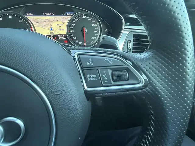 アウディ ＲＳ６ アバント パフォーマンス 茨城県 2016(平28)年 4.7万km 黒 ナイトビジョンパッケージ/純正ナビ/（AM.FM.CD.DVD.BT）/フルセグTV/360°カメラ/ETC/ACC/LKA/BSM/HUD/パノラマSR/黒革シート/BOSEサウンド/D/N席パワーシート/D/N席シートヒーター/パワーバックドア
