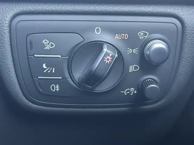 アウディ ＲＳ６ アバント パフォーマンス 茨城県 2016(平28)年 4.7万km 黒 ナイトビジョンパッケージ/純正ナビ/（AM.FM.CD.DVD.BT）/フルセグTV/360°カメラ/ETC/ACC/LKA/BSM/HUD/パノラマSR/黒革シート/BOSEサウンド/D/N席パワーシート/D/N席シートヒーター/パワーバックドア