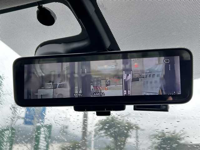 日産 ノート e－パワー X 愛媛県 2016(平28)年 8.8万km ブリリアントホワイトパール 純正ナビ（Bluetooth/フルセグTV/DVD再生）/ETC/アラウンドビューモニター/前方ドライブレコーダー/純正フロアマット/USB入力端子/前後コーナーセンサー/LEDヘッドライト/フォグランプ/スマートキー/ABS/横滑り防止装置/レーンキープアシスト/盗難防止装置/衝突被害軽減システム