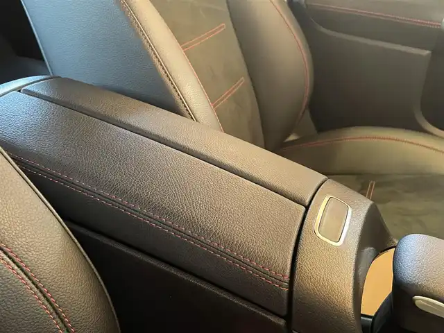 メルセデス・ベンツ Ｂ２００ｄ 愛知県 2021(令3)年 3.7万km ポーラホワイト 純正ナビ /フルセグTV/バックカメラ/レーダーセーフティパッケージ/ACC/ブラインドスポットアシスト/LEDヘッドライト/メモリ付パワーシート/黒ハーフレザー/シートヒーター/パワーバックドア/純正18インチアルミ/ETC