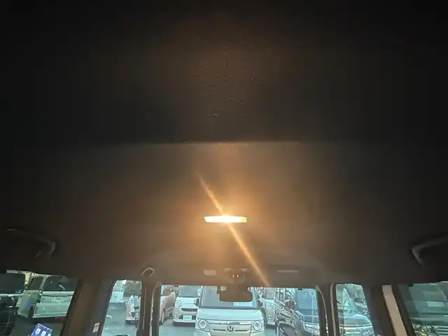 ダイハツ タント カスタム RS 静岡県 2022(令4)年 1.6万km シャイニングホワイトパール SDナビ（フルセグTV、BT接続、CDチェンジャー、DVD再生機能）/全方位カメラ/クルーズコントロール（追従走行：有）/ドライブレコーダー/純正フロアマット/前後コーナーセンサー/LEDヘッドライト/D+N席シートヒーター/純正フロアマット/純正アルミホイール/ベンチシート/両側パワースライドドア/ABS/横滑り防止装置/レーンキープアシスト/盗難防止装置/オートライト/オートマチックハイビーム/W+サイドエアバッグ/カーテンエアバッグ/衝突軽減システム