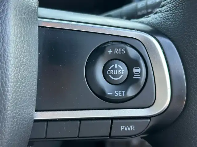 ダイハツ タント カスタム RS 静岡県 2022(令4)年 1.6万km シャイニングホワイトパール SDナビ（フルセグTV、BT接続、CDチェンジャー、DVD再生機能）/全方位カメラ/クルーズコントロール（追従走行：有）/ドライブレコーダー/純正フロアマット/前後コーナーセンサー/LEDヘッドライト/D+N席シートヒーター/純正フロアマット/純正アルミホイール/ベンチシート/両側パワースライドドア/ABS/横滑り防止装置/レーンキープアシスト/盗難防止装置/オートライト/オートマチックハイビーム/W+サイドエアバッグ/カーテンエアバッグ/衝突軽減システム