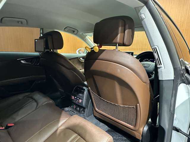 アウディ Ａ７ SB 3．0 TFSI クワトロ 千葉県 2016(平28)年 4.8万km 白 フロントコンフォートパッケージ　/マトリクスLED　/純正ナビ　/バックカメラ/ACC　/茶革　/シートヒーター　/ベンチレーション　/BOSEサウンド　/LEDヘッドライト　/オートライト　/電動リアゲート　/PDC　/ドライブレコーダー　/ETC