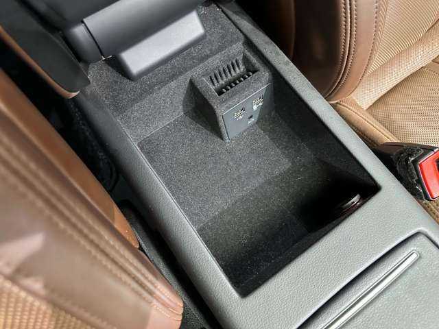 アウディ Ａ７ SB 3．0 TFSI クワトロ 千葉県 2016(平28)年 4.8万km 白 フロントコンフォートパッケージ　/マトリクスLED　/純正ナビ　/バックカメラ/ACC　/茶革　/シートヒーター　/ベンチレーション　/BOSEサウンド　/LEDヘッドライト　/オートライト　/電動リアゲート　/PDC　/ドライブレコーダー　/ETC