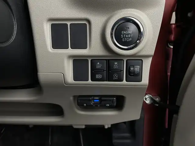 ダイハツ キャスト スタイル X SAⅢ 新潟県 2018(平30)年 5.2万km ファイアークォーツレッドM 4WD/社外ナビ/　　フルセグ/CD/DVD/BT/バックカメラ/オートライト/オートハイビーム/ステアリングスイッチ/アイドリングストップ/電格ミラー/スマートキー/ETC
