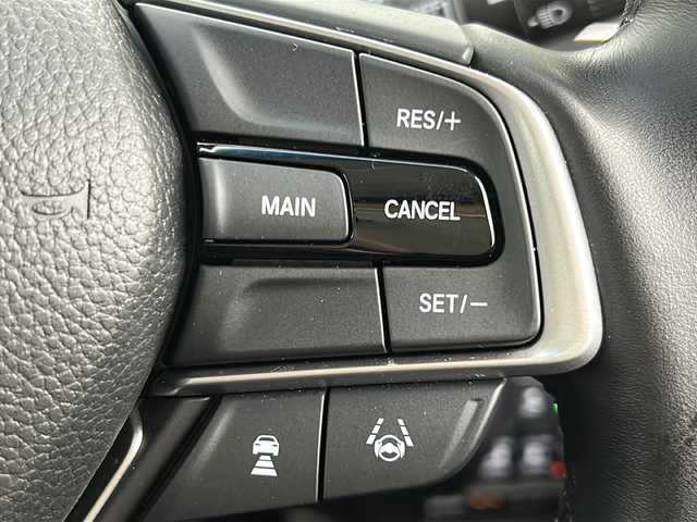 ホンダ オデッセイ ハイブリッド e:HEVアブソルート EX 宮城県 2021(令3)年 6.2万km プラチナホワイトパール 禁煙車/ワンオーナー/ホンダセンシング/・衝突軽減ブレーキ/・アダプティブクルーズコントロール/・ブラインドスポットインフォメーション/・車線維持支援システム/・標識認識機能/全方位カメラ/両側パワースライドドア/電動リアゲート/純正10インチSDナビ/・CD/DVD/BT/USB/HDMI/SD/フルセグTV/前席パワーシート/革巻きステアリング/ステアリングスイッチ/電動パキングスイッチ/純正ドライブレコーダー（F/R）/ビルトインETC2.0/プッシュスタート/スマートキー/スペアキー/LEDヘッドライト/LEDフォグランプ/純正18インチアルミホイール/純正フロアマット/ドアバイザー