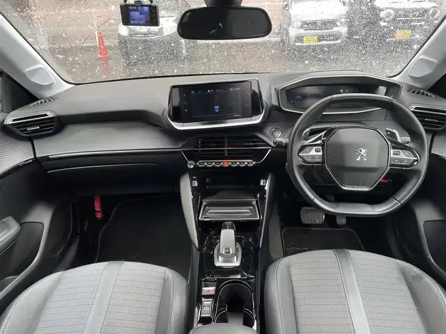 プジョー ２０８ スタイル 道央・札幌 2020(令2)年 5万km ビアンカホワイト ワンオーナー/純正ディスプレイオーディオ(FM、AM、BT、USB)/全方位カメラ/アダプティブクルーズコントロール/コーナーセンサー(F/R)/レーンキープアシスト/パドルシフト/社外ドライブレコーダー(F/R)/オートライト/置くだけ充電/純正16インチAW(スタッドレス)/夏タイヤ積込(純正16インチAW)/プッシュスタート/スマートキー/ETC/スペアキー×1