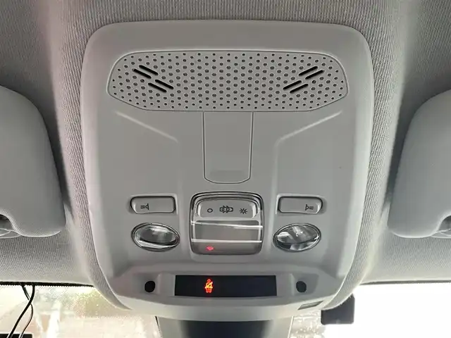 プジョー ２０８ スタイル 道央・札幌 2020(令2)年 5万km ビアンカホワイト ワンオーナー/純正ディスプレイオーディオ(FM、AM、BT、USB)/全方位カメラ/アダプティブクルーズコントロール/コーナーセンサー(F/R)/レーンキープアシスト/パドルシフト/社外ドライブレコーダー(F/R)/オートライト/置くだけ充電/純正16インチAW(スタッドレス)/夏タイヤ積込(純正16インチAW)/プッシュスタート/スマートキー/ETC/スペアキー×1