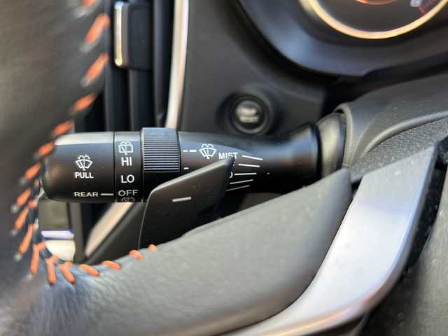 スバル インプレッサ ＸＶ 1．6i－L アイサイト 岐阜県 2019(令1)年 6万km クールグレーカーキ 登録時走行距離59569km/純正８型ナビ/フルセグＴＶ/バック、サイドカメラ/４ＷＤ/ＭＴ付きＡＴ/パドルシフト/クルーズコントロール/ドライブレコーダー/ドアバイザー/純正フロアマット/純正アルミホイール/ＵＳＢ/スマートキー/スペアキー/ABS/横滑り防止装置/コーナーセンサー/レーンキープアシスト/盗難防止装置/オートライト/オートマチックハイビーム/LEDヘッドライト/エアバッグ/衝突被害軽減システム