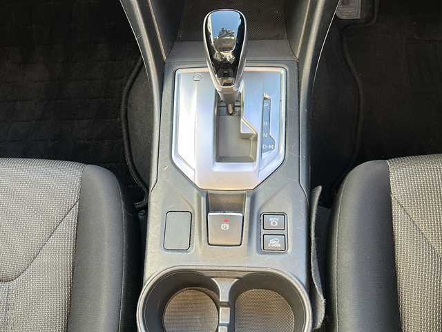 スバル インプレッサ ＸＶ 1．6i－L アイサイト 岐阜県 2019(令1)年 6万km クールグレーカーキ 登録時走行距離59569km/純正８型ナビ/フルセグＴＶ/バック、サイドカメラ/４ＷＤ/ＭＴ付きＡＴ/パドルシフト/クルーズコントロール/ドライブレコーダー/ドアバイザー/純正フロアマット/純正アルミホイール/ＵＳＢ/スマートキー/スペアキー/ABS/横滑り防止装置/コーナーセンサー/レーンキープアシスト/盗難防止装置/オートライト/オートマチックハイビーム/LEDヘッドライト/エアバッグ/衝突被害軽減システム