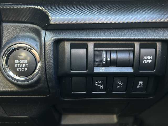 スバル インプレッサ ＸＶ 1．6i－L アイサイト 岐阜県 2019(令1)年 6万km クールグレーカーキ 登録時走行距離59569km/純正８型ナビ/フルセグＴＶ/バック、サイドカメラ/４ＷＤ/ＭＴ付きＡＴ/パドルシフト/クルーズコントロール/ドライブレコーダー/ドアバイザー/純正フロアマット/純正アルミホイール/ＵＳＢ/スマートキー/スペアキー/ABS/横滑り防止装置/コーナーセンサー/レーンキープアシスト/盗難防止装置/オートライト/オートマチックハイビーム/LEDヘッドライト/エアバッグ/衝突被害軽減システム