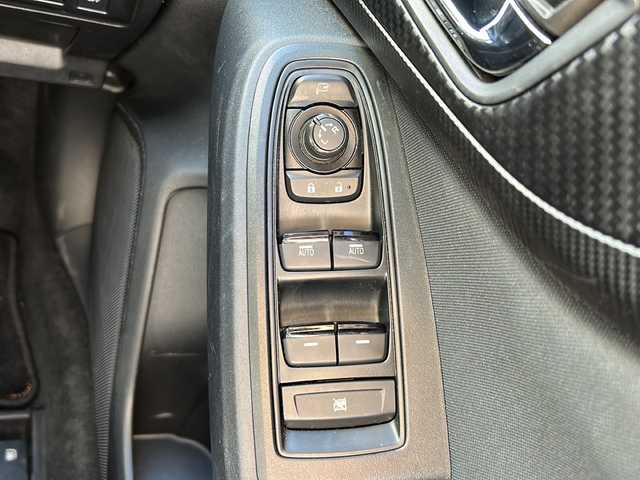 スバル インプレッサ ＸＶ 1．6i－L アイサイト 岐阜県 2019(令1)年 6万km クールグレーカーキ 登録時走行距離59569km/純正８型ナビ/フルセグＴＶ/バック、サイドカメラ/４ＷＤ/ＭＴ付きＡＴ/パドルシフト/クルーズコントロール/ドライブレコーダー/ドアバイザー/純正フロアマット/純正アルミホイール/ＵＳＢ/スマートキー/スペアキー/ABS/横滑り防止装置/コーナーセンサー/レーンキープアシスト/盗難防止装置/オートライト/オートマチックハイビーム/LEDヘッドライト/エアバッグ/衝突被害軽減システム