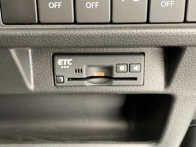 スズキ クロスビー HYBRID MZ 愛知県 2020(令2)年 3.3万km タフカーキパールメタリック/ブラック2トーン スズキセーフティサポート/純正8型ナビ/レーダークルーズコントロール/シートヒーター/コーナーセンサー/純正アルミホイール/ＥＴＣ/LEDヘッドライト/オートマチックハイビーム/パドルシフト/ドライブレコーダー/衝突軽減システム/フルセグ/CD DVD/Bluetooth/ステアリングスイッチ/スマートキー/プッシュスタート