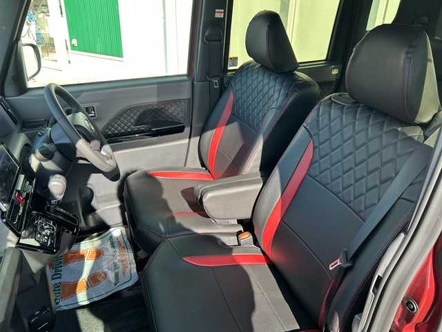 ダイハツ タント カスタム RS 福岡県 2019(令1)年 1万km ブラックマイカメタリック/ファイアークォーツレッドメタリック 2トーン ワンオーナー/純正9インチナビ/　（AM/FM/CD/DVD/iPod/SD/BT/HDMI/TV）/アラウンドビュー/両側パワースライドドア/スマートアシスト/　・横滑り防止装置/　・衝突被害軽減システム/純正ドライブレコーダー（前後）/運転席ロングスライド/シートヒーター（D席＋N席）/コーナーセンサー（前後）/ETC/LEDライト/フォグランプ/ステアリングスイッチ/電格ミラー/純正マット/ドアバイザー