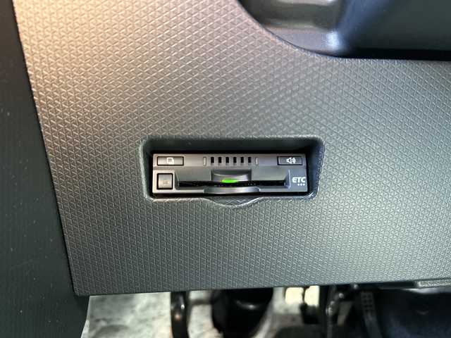 ダイハツ タント カスタム RS 福岡県 2019(令1)年 1万km ブラックマイカメタリック/ファイアークォーツレッドメタリック 2トーン ワンオーナー/純正9インチナビ/　（AM/FM/CD/DVD/iPod/SD/BT/HDMI/TV）/アラウンドビュー/両側パワースライドドア/スマートアシスト/　・横滑り防止装置/　・衝突被害軽減システム/純正ドライブレコーダー（前後）/運転席ロングスライド/シートヒーター（D席＋N席）/コーナーセンサー（前後）/ETC/LEDライト/フォグランプ/ステアリングスイッチ/電格ミラー/純正マット/ドアバイザー