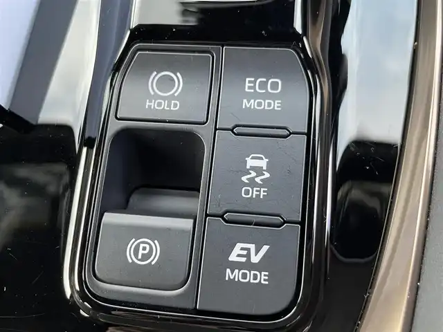 トヨタ ヴェルファイア ハイブリット Z プレミア 熊本県 2024(令6)年 1.1万km プラチナホワイトパールマイカ モデリスタエアロ/ワンオーナー/左右独立ムーンルーフ/革シート/プッシュスタート/純正ナビ/全方位カメラ/ビルトインETC/純正フリップダウンモニター/純正19インチAW/両側パワースライドドア/パワーバックドア/レーダークルーズ/パドルシフト/1列目・2列目パワーシート・右前席シートメモリー/1列目・2列目シートヒーター・エアーシート/ステアリングヒーター/LEDヘッドライト/オートライト/フォグライト/前後コーナーセンサー/横滑り防止装置/ウィンカーミラー/純正フロアマット/純正ドアバイザー/新車保証書/取扱説明書/スマートスペアキー×1本