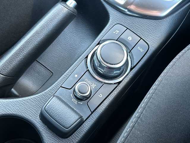 マツダ デミオ 13S 愛媛県 2017(平29)年 3.7万km マシーングレープレミアムM 純正ナビ　/Ｂｌｕｅｔｏｏｔｈ　/バックカメラ　/ドライブレコーダー　/ブラインドスポットモニター　/オートＬＥＤライト　/シートヒーター　/ステアリングスイッチ　/スマートキー　/スペアキー/ＥＴＣ　/純正フロアマット