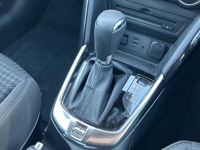 マツダ デミオ 13S 愛媛県 2017(平29)年 3.7万km マシーングレープレミアムM 純正ナビ　/Ｂｌｕｅｔｏｏｔｈ　/バックカメラ　/ドライブレコーダー　/ブラインドスポットモニター　/オートＬＥＤライト　/シートヒーター　/ステアリングスイッチ　/スマートキー　/スペアキー/ＥＴＣ　/純正フロアマット