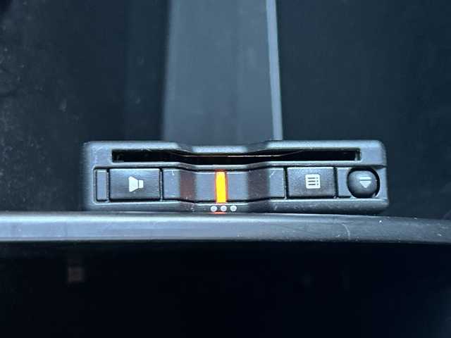 マツダ デミオ 13S 愛媛県 2017(平29)年 3.7万km マシーングレープレミアムM 純正ナビ　/Ｂｌｕｅｔｏｏｔｈ　/バックカメラ　/ドライブレコーダー　/ブラインドスポットモニター　/オートＬＥＤライト　/シートヒーター　/ステアリングスイッチ　/スマートキー　/スペアキー/ＥＴＣ　/純正フロアマット