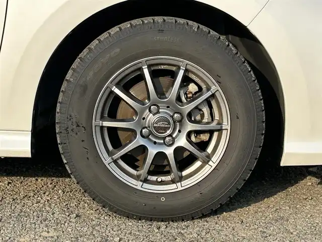 トヨタ ヤリス Z 宮城県 2021(令3)年 1.5万km ホワイトパールクリスタルシャイン /ワンオーナー//ＬＣＣ//前後ドラレコ//ディスプレオーディオ/(BT、ラジオ、USB)//シートヒーター/（運転席、助手席）//純正ホイールカバー夏タイヤ/(185/60R15)//社外アルミ冬タイヤ/(175/70R14)//スペアキー×１//プッシュスタートボタン//バックカメラ//オートライト//オートハイビーム//コーナーセンサー//車線逸脱防止システム//ドライブモード//横滑り防止切り替え