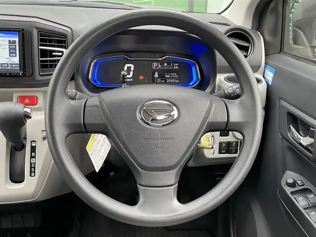 ダイハツ ミラ イース X SAⅢ 香川県 2019(令1)年 2.1万km ホワイト 登録時走行距離：20501km/ケンウッドメモリナビ/　CD再生　BT接続/スマートアシスト/クリアランスソナー/オートハイビーム/LEDヘッドライト/レベライザヘッドライト/アイドリングストップ/横滑り防止装置/電動格納ミラー/ドアバイザー/フロアマット/リモコンキー