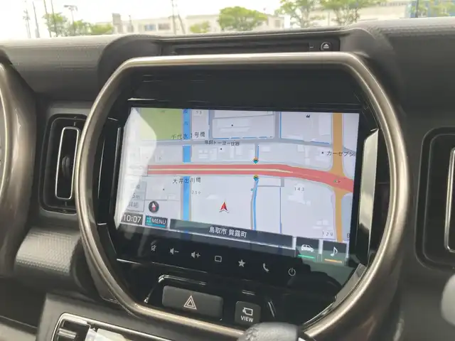 スズキ ハスラー Jスタイル Ⅱ 鳥取県 2022(令4)年 0.8万km シフォンアイボリーメタリック/ウッディブラウン2トーンルーフ 純正9インチナビ/フルセグ/CD/DVD/BT/USB/全方位モニター・ETC/デュアルセンサーブレーキサポート/レーンキープアシスト/レーダークルーズコントロール/前後ドライブレコーダー/パーキングセンサー/前席シートヒーター/LEDヘットライト/純正15インチアルミホイール/プッシュエンジンスタート/スマートキー×２/アイドリングストップ/ルーフレール/フロアマット