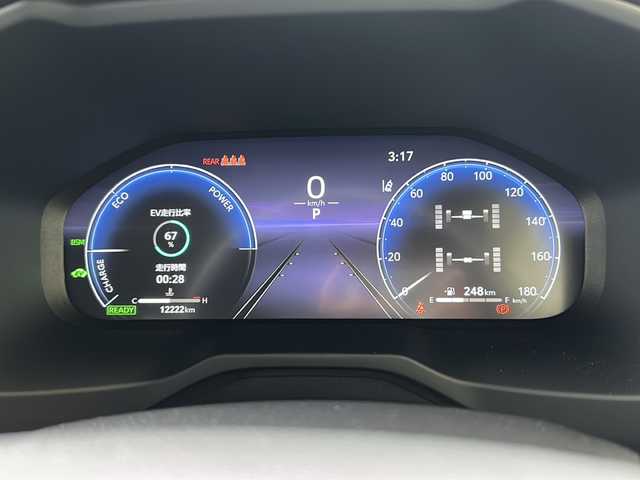 トヨタ ＲＡＶ４ HV アドベンチャー オフロードPKGⅡ 福島県 2024(令6)年 1.3万km スーパーホワイトⅡ 登録時走行距離：12221ｋｍ/ワンオーナー/純正メーカーナビ/(AM/FM/BT/フルセグTV)/衝突軽減システム/ブラインドスポットモニター/レインクリアリングブルーミラー/レーンディパーチャーアラート/追従クルーズコントロール/パノラミックビューモニター/ETC2.0/電動リアゲート/オートライト/オートマチックハイビーム/本革シート/純正LEDフォグ/純正AW/電格ミラー/プッシュスタート/シートヒーター/NanoeX/横滑り防止/ドラレコ/運転モード切替/AC１００V/サイドバイザー/ステアリングヒーター/コーナーセンサー/パワーシート/メモリーシート/ウィンカーミラー/スペアキー/保証書/取扱説明書