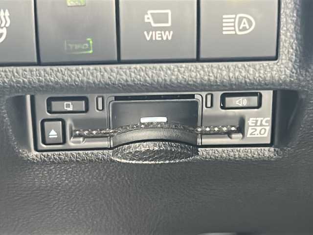 トヨタ ＲＡＶ４ HV アドベンチャー オフロードPKGⅡ 福島県 2024(令6)年 1.3万km スーパーホワイトⅡ 登録時走行距離：12221ｋｍ/ワンオーナー/純正メーカーナビ/(AM/FM/BT/フルセグTV)/衝突軽減システム/ブラインドスポットモニター/レインクリアリングブルーミラー/レーンディパーチャーアラート/追従クルーズコントロール/パノラミックビューモニター/ETC2.0/電動リアゲート/オートライト/オートマチックハイビーム/本革シート/純正LEDフォグ/純正AW/電格ミラー/プッシュスタート/シートヒーター/NanoeX/横滑り防止/ドラレコ/運転モード切替/AC１００V/サイドバイザー/ステアリングヒーター/コーナーセンサー/パワーシート/メモリーシート/ウィンカーミラー/スペアキー/保証書/取扱説明書