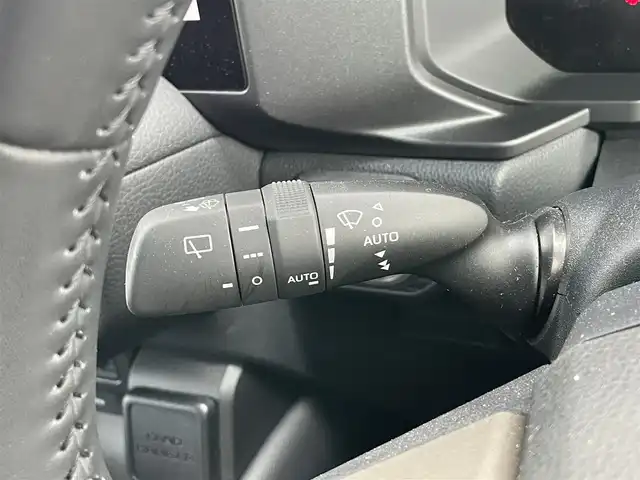 トヨタ ランドクルーザー ２５０ VX ファーストエディション 千葉県 2024(令6)年 0.7万km プラチナホワイトパールマイカ ワンオーナー/サンルーフ/トヨタセーフティセンス/全方位カメラ/１２．３インチディスプレイオーディオ/フルセグＴＶ/ＢＳＭ/専用レザーシート/モデリスタオーバーフェンダー/ＬＥＤヘッドライト