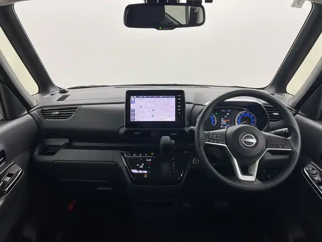 日産 ルークス ハイウェイスター X 群馬県 2024(令6)年 0.3万km スパークリングレッド/ブラック 純正９型ナビ　全周囲カメラ　衝突被害軽減ブレーキ　レーンキープアシスト　オートマチックハイビーム　ドライブレコーダー　ＥＴＣ　コーナーセンサー　ＬＥＤヘッドライト　純正アルミホイール１４インチ　禁煙車
