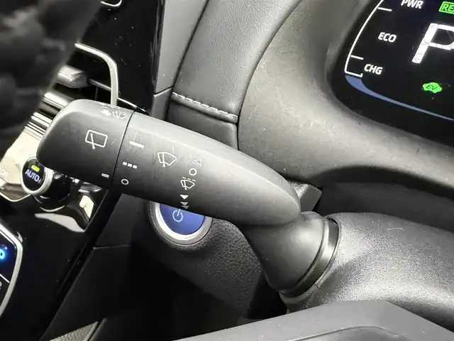 トヨタ アクア G 愛知県 2022(令4)年 6.7万km プラチナホワイトパールマイカ トヨタセーフティーセンス/純正ディスプレイオーディオ/・Bluetooth/革巻きステアリング/レーダークルーズコントロール/AC100V/ドライブレコーダー/コーナーセンサー/バックカメラ/ビルトインETC