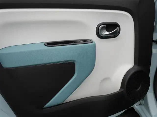ルノー トゥインゴ インテンス キャンバストップ 静岡県 2016(平28)年 3.7万km ブルードラジェ キャンバストップ　電動オープン/社外15インチアルミホイール/ルーフスポイラー/アイドリングストップ/LEDヘッドライト/クルーズコントロール/リヤパーキングセンサー/キーレス/ETC