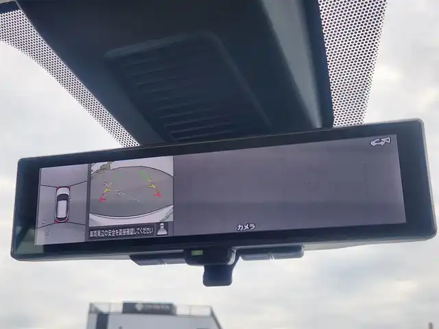 日産 キックス X ツートーンインテリアED 茨城県 2021(令3)年 6.3万km ブリリアントホワイトパール ストラーダナビ/フルセグTV/アラウンドビューモニター/ビルトインETC/ドライブレコーダー/インテリジェントクルーズコントロール/セーフティアシスト/・プロパイロット/・エマージェンシーブレーキ/・車線逸脱防止支援システム/・踏み間違い衝突防止アシスト/・ハイビームアシスト/デジタルルームミラー/LEDヘッドランプ/革巻きステアリング/ステアリングヒーター/ツートーン合皮シート/前席シートヒーター/純正17インチアルミホイール/スマートキー/プッシュエンジンスターター/禁煙車