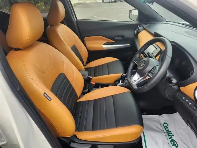 日産 キックス X ツートーンインテリアED 茨城県 2021(令3)年 6.3万km ブリリアントホワイトパール ストラーダナビ/フルセグTV/アラウンドビューモニター/ビルトインETC/ドライブレコーダー/インテリジェントクルーズコントロール/セーフティアシスト/・プロパイロット/・エマージェンシーブレーキ/・車線逸脱防止支援システム/・踏み間違い衝突防止アシスト/・ハイビームアシスト/デジタルルームミラー/LEDヘッドランプ/革巻きステアリング/ステアリングヒーター/ツートーン合皮シート/前席シートヒーター/純正17インチアルミホイール/スマートキー/プッシュエンジンスターター/禁煙車