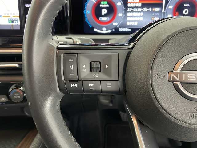 日産 オーラ G 長野県 2022(令4)年 3.3万km グレー ワンオーナー/純正ナビ/（フルセグ/Bluetooth/CD/DVD)/360°カメラ/衝突軽減ブレーキ/車線逸脱防止/前後コーナーセンサー/ブラインドスポットモニター/デジタルインナーミラー/社外AWスタッドレス4本/ETC/前方ドラレコ/ステアリングスイッチ/LEDヘッドライト/ドライブモード/スマートキー/スペアキー/取扱説明書/保証書