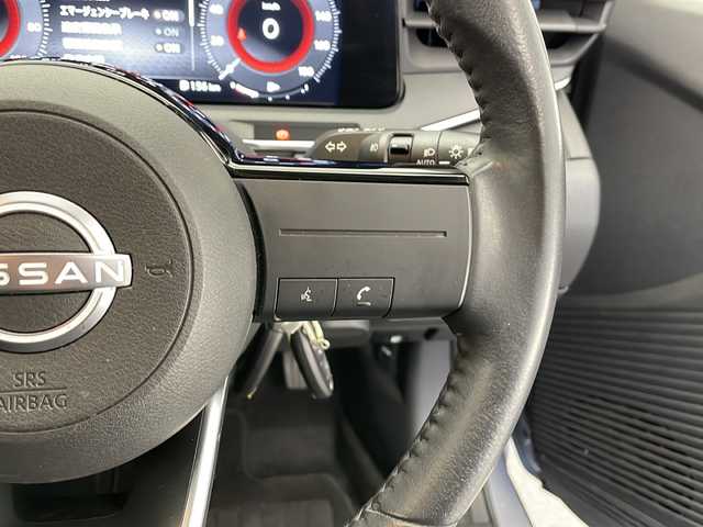 日産 オーラ G 長野県 2022(令4)年 3.3万km グレー ワンオーナー/純正ナビ/（フルセグ/Bluetooth/CD/DVD)/360°カメラ/衝突軽減ブレーキ/車線逸脱防止/前後コーナーセンサー/ブラインドスポットモニター/デジタルインナーミラー/社外AWスタッドレス4本/ETC/前方ドラレコ/ステアリングスイッチ/LEDヘッドライト/ドライブモード/スマートキー/スペアキー/取扱説明書/保証書