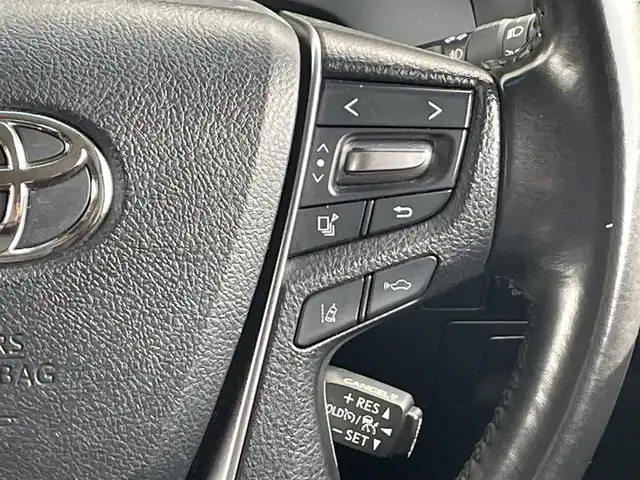 トヨタ アルファードハイブリット SR 道央・札幌 2020(令2)年 4.9万km ホワイトパールクリスタルシャイン ・4WD/・衝突軽減ブレーキ/・純正ナビ/BT&USB&フルセグTV/・バックカメラ/・両側パワースライドドア/・パワーバックドア/・フリップダウンモニター/・エアロパーツ(フロント、サイド、リアアンダー)/・レザーシート/・前席両側シートヒーター/・前席両側エアシート/・前席両側パワーシート/・D席のみメモリシート/・オットマン(N席・2列目)/・サンシェード/・ウォークスルー/・ハンズフリー/・ステアリングスイッチ/・前後コーナーセンサー/・前後クリアランスソナー/・レーダークルーズコントロール/・前後ドライブレコーダー/・ETC/・デジタルインナーミラー/・横滑り防止装置/・レーンキープアシスト/・盗難防止装置/・オートライト/・オートマチックハイビーム/・LEDヘッドライト/・フォグランプ/・オートリトラミラー/・ウィンカーミラー/・純正フロアマット/・純正AW付夏タイヤ