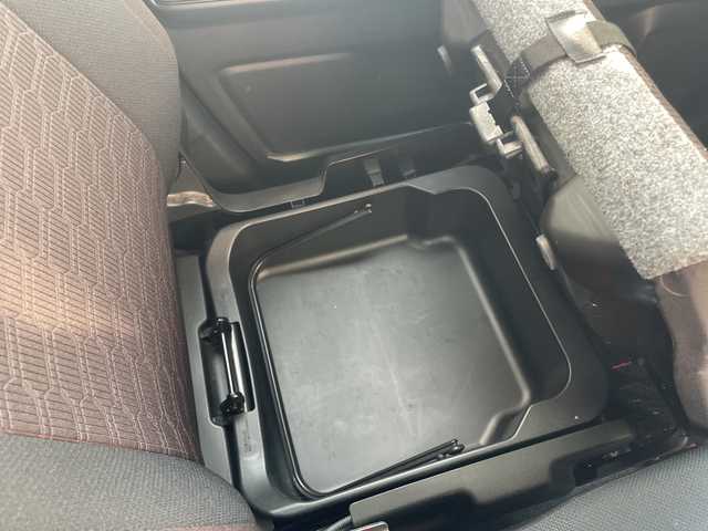 スズキ ワゴンＲ スティングレー HYBRID X 宮崎県 2018(平30)年 6.1万km ブレイブカーキP 純正ナビ　フルセグTV　シートヒーター　ヘッドアップディスプレィ　LEDヘッドライト　プッシュスタートシステム　衝突軽減ブレーキ　レーンキープ　横滑り防止　オートライト