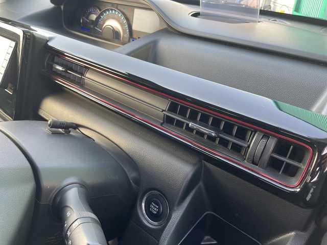 スズキ ワゴンＲ スティングレー HYBRID X 宮崎県 2018(平30)年 6.1万km ブレイブカーキP 純正ナビ　フルセグTV　シートヒーター　ヘッドアップディスプレィ　LEDヘッドライト　プッシュスタートシステム　衝突軽減ブレーキ　レーンキープ　横滑り防止　オートライト