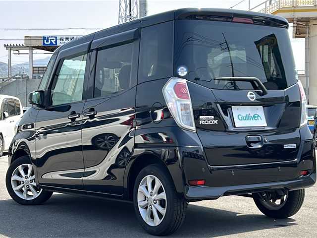 日産 デイズ ルークス X Vセレクション 山口県 2018(平30)年 1.7万km ブラック 純正７型ナビ/アラウンドビューモニター/エマージェンシーブレーキ/両側パワスラ/踏み間違い防止アシスト/ヘッドライトレベライザー/リヤシーリングファン/アイドリングストップ/横滑り防止装置