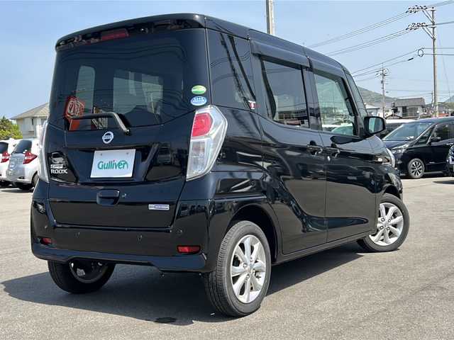 日産 デイズ ルークス X Vセレクション 山口県 2018(平30)年 1.7万km ブラック 純正７型ナビ/アラウンドビューモニター/エマージェンシーブレーキ/両側パワスラ/踏み間違い防止アシスト/ヘッドライトレベライザー/リヤシーリングファン/アイドリングストップ/横滑り防止装置