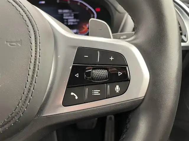 ＢＭＷ Ｘ４ xDrive 20d Mスポーツ 熊本県 2021(令3)年 2.5万km アルピンホワイトⅢ ・スマートキー/・プッシュスタート/・インテリジェントセーフティ/・パーキングアシスト/・PDC自動起動/・アクティブPDC緊急ブレーキ/・注意喚起アシスタント/・クルーズコントロール(追従式)/・黒革シート/・前席パワーシート/・前席シートヒーター /・純正メモリナビ/　【Bluetooth・USB・AppleCarPlay】/・フルセグTV/・全方位カメラ/・ETC/・ワイヤレス充電/・ドライブレコーダー(前後録画)/・パワーバックドア/・LEDヘッドランプ/・LEDフォグランプ/・純正マット/・保証書/取説