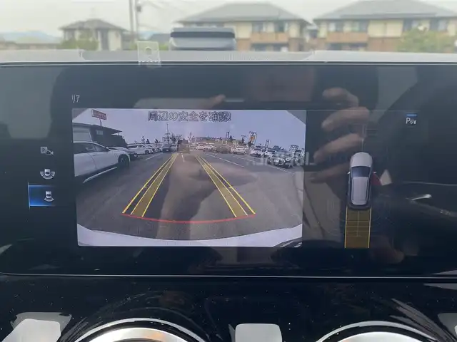 メルセデス・ベンツ Ｂ１８０ AMGライン 福岡県 2021(令3)年 2.2万km ポーラホワイト ・純正HDDナビ/フルセグTV/BT/USB/・バックカメラ/・レーダーセーフティパッケージ/・アクティブディスタンスアシスト ディストロニック/・アクティブブレーキアシスト/・アクティブレーンキーピングアシスト/・アクティブレーンチェンジングアシスト/・アクティブステアリングアシスト/・アクティブブラインドスポットアシスト/・パークトロニック/・アクティブパーキングアシスト/・ブラック合皮/アルカンターラコンビシート/・前席パワーシート/メモリーシート/シートヒーター/・フットトランクオープナー/・マルチビームLEDヘッドライト/・アダプティブハイビームアシストプラス/・ETC2.0/・純正前後ドライブレコーダー/・純正18インチ5ツインスポークAW/・スマートキー/・パドルシフト/・保証書/記録簿