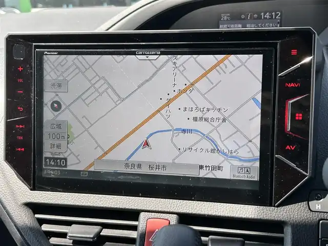 トヨタ ヴォクシー ZS 煌Ⅱ 奈良県 2020(令2)年 3.8万km ホワイトパールクリスタルシャイン ワンオーナー/社外10インチナビ(フルセグTV/AM・FM/CD/DVD/BT/AUX/HDMI)/バックカメラ/両側パワースライドドア/Toyota Safety Sense/プリクラッシュセーフティ/レーンディパーチャーアラート/クルーズコントロール/アイドリングストップ機能/ハーフレザーシート/後席サンシェード/純正フロアマット/純正16インチアルミホイール/スペアキー/フロントオートエアコン（左右独立温度コントロール）/リヤオートエアコン（リヤクーラー＋リヤヒーター）