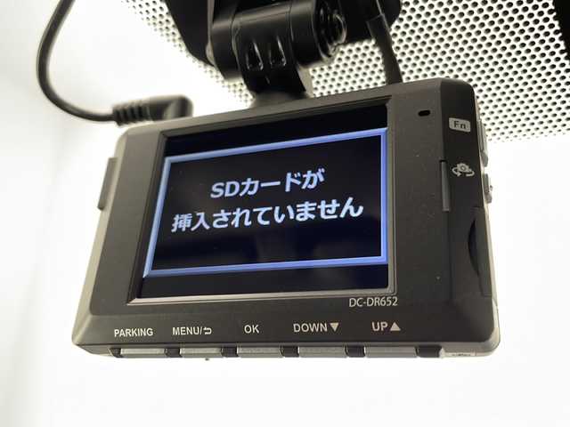 トヨタ ＲＡＶ４ アドベンチャー 宮崎県 2020(令2)年 6.5万km アティチュードブラックマイカ 禁煙車/トヨタセーフティセンス/純正9型ディスプレイオーディオナビTV/（T-CONNECT/AppleCarPlay/Bluetooth/FMAM/フルセグTV)/純正オートアラーム/純正ビルトインETC/純正LEDオートライト/純正LEDフォグ/純正19インチアルミ/純正フロアマット/社外前後ドライブレコーダー/サンルーフ/レザーシート/プリクラッシュセーフティ/アダプティブクルーズコントロール/オートマチックハイビーム/レーンディパーチャーアラート/ダウンヒルアシストコントロール/クリアランスソナー/ブラインドスポットモニター/パノラミックビューモニター/電子パーキング/オートホールド/運転席パワーシート/前席エアシート/シートヒーター/ステアリングヒーター/デュアルオートエアコン/オート電動格納ミラー/本革巻ハンドル/スマートキー/プッシュエンジンスタート/スペアキー/新車時保証書/取扱い説明書