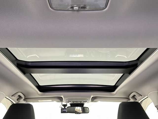 トヨタ ＲＡＶ４ アドベンチャー 宮崎県 2020(令2)年 6.5万km アティチュードブラックマイカ 禁煙車/トヨタセーフティセンス/純正9型ディスプレイオーディオナビTV/（T-CONNECT/AppleCarPlay/Bluetooth/FMAM/フルセグTV)/純正オートアラーム/純正ビルトインETC/純正LEDオートライト/純正LEDフォグ/純正19インチアルミ/純正フロアマット/社外前後ドライブレコーダー/サンルーフ/レザーシート/プリクラッシュセーフティ/アダプティブクルーズコントロール/オートマチックハイビーム/レーンディパーチャーアラート/ダウンヒルアシストコントロール/クリアランスソナー/ブラインドスポットモニター/パノラミックビューモニター/電子パーキング/オートホールド/運転席パワーシート/前席エアシート/シートヒーター/ステアリングヒーター/デュアルオートエアコン/オート電動格納ミラー/本革巻ハンドル/スマートキー/プッシュエンジンスタート/スペアキー/新車時保証書/取扱い説明書