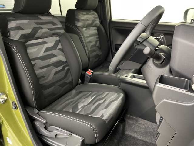 ダイハツ タフト G ダーククロムベンチャー 埼玉県 2025(令7)年 0.1千km フォレストカーキメタリック 届出済未使用車/ガラスルーフ/ルーフレール/スマートアシスト/・アダブティブクルーズコントロール/・衝突回避支援ブレーキ/・衝突警報機能/・ブレーキ制御付誤発進抑制機能/・車線逸脱抑制機能/・車線逸脱警報機能/・先行車発進お知らせ機能/・アダブティブドライビングビーム/・ふらつき警報/・標識認識機能/・路側逸脱警報機能/サイドビューランプ/コーナーセンサー/オートハイビーム/エコアイドル/前席シートヒーター/革巻きステアリング/ステアリングスイッチ/USB電源ソケット【グローボックス/センターコンソール】/カラーインフォメーションディスプレイ/電動パーキングブレーキ/プッシュスタート/スマートキー/LEDヘッドランプ/LEDフロントフォグランプ/オートライト/純正15インチアルミホイール/純正サイドプロテクター